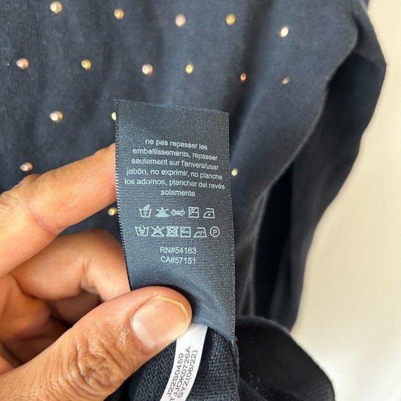 Tommy Hilfiger Women's Navy Blue Gold Studded Knit V-Neck Sweater Size Small - Picture 7 of 8